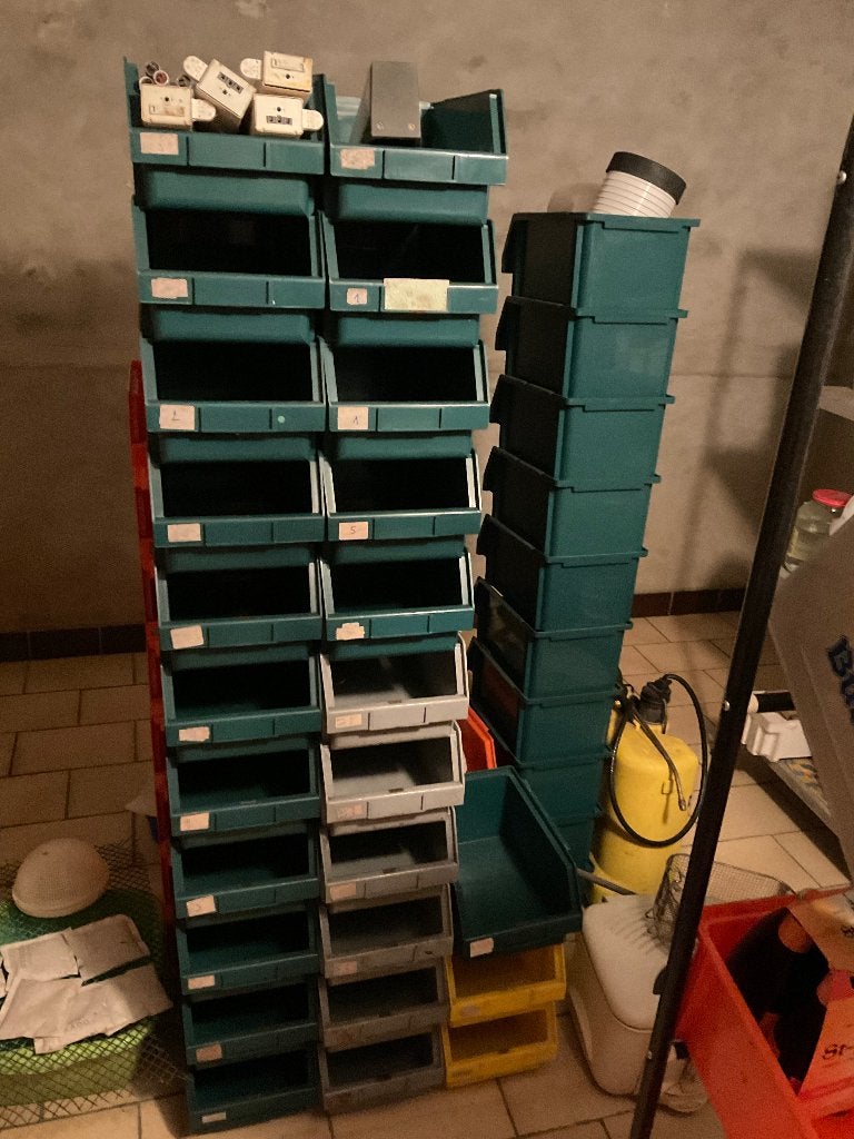 bacs à matériaux, Enlèvement, Comme neuf