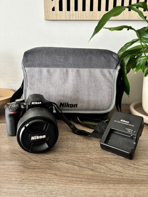 Appareil photo Nikon 3400, TV, Hi-fi & Vidéo, Appareils photo numériques, Enlèvement ou Envoi, Comme neuf, 8 fois ou plus, Autres types