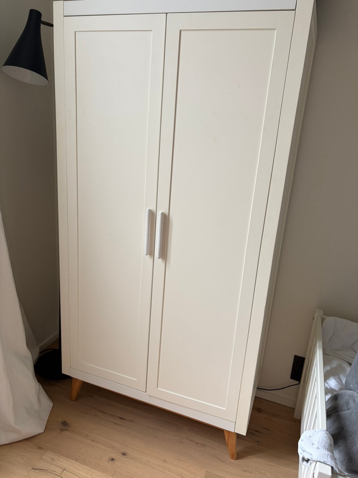 Armoire, Ophalen, Met deur(en), Gebruikt, Eikenhout