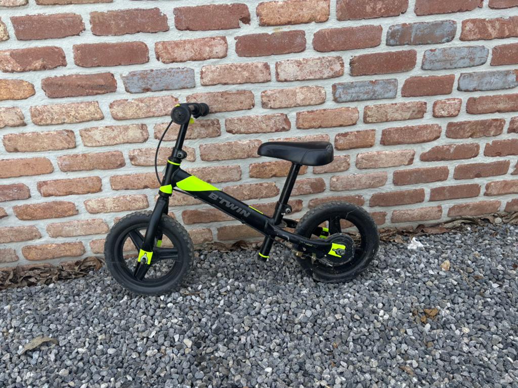 Loopfiets, Fietsen en Brommers, Ophalen, Zo goed als nieuw
