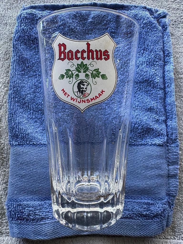 Bacchus met wijnsmaak, Verzamelen, Biermerken, Ophalen of Verzenden, Gebruikt, Glas of Glazen, Overige merken