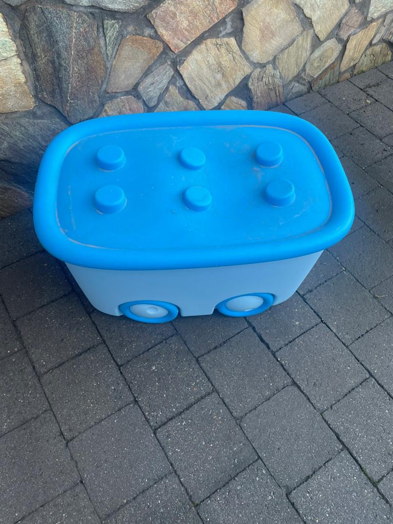 Coffre jouet, Utilisé