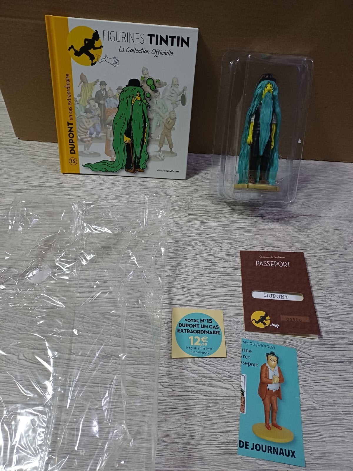Figurine Dupont 15 Tintin, Collections, Enlèvement ou Envoi, Tintin, Comme neuf, Statue ou Figurine