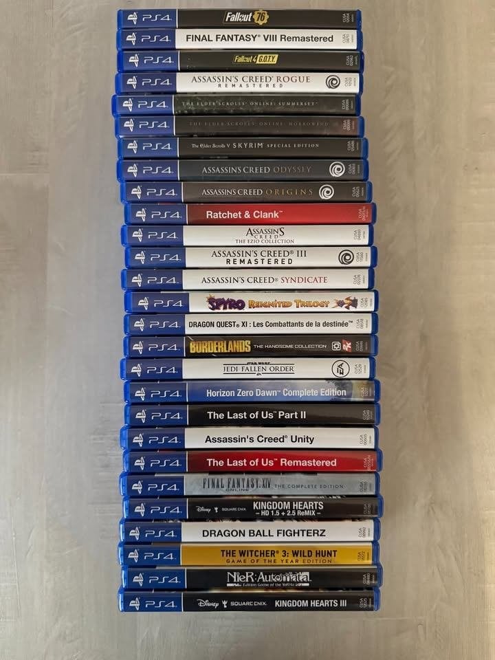 Set van 27 PS4 games (The Witcher 3, The Last of Us, AC, FF), Ophalen, Zo goed als nieuw, Overige genres, Eén computer