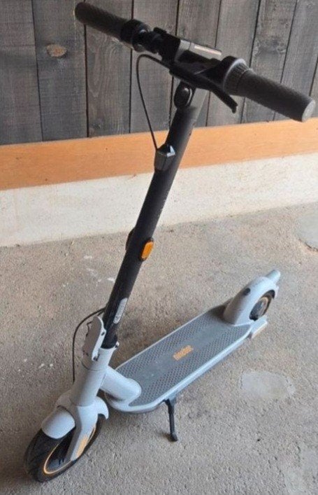 trotinette g30max propre intact 250euro piece, Enlèvement ou Envoi