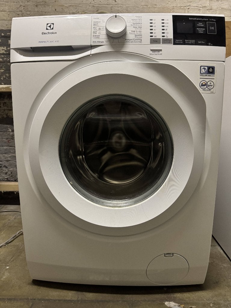 Wasmachine 9Kg - Electrolux PerfectCare 600, Elektronische apparatuur, Wasmachines, Ophalen, 1200 tot 1600 toeren, Gebruikt, Minder dan 85 cm
