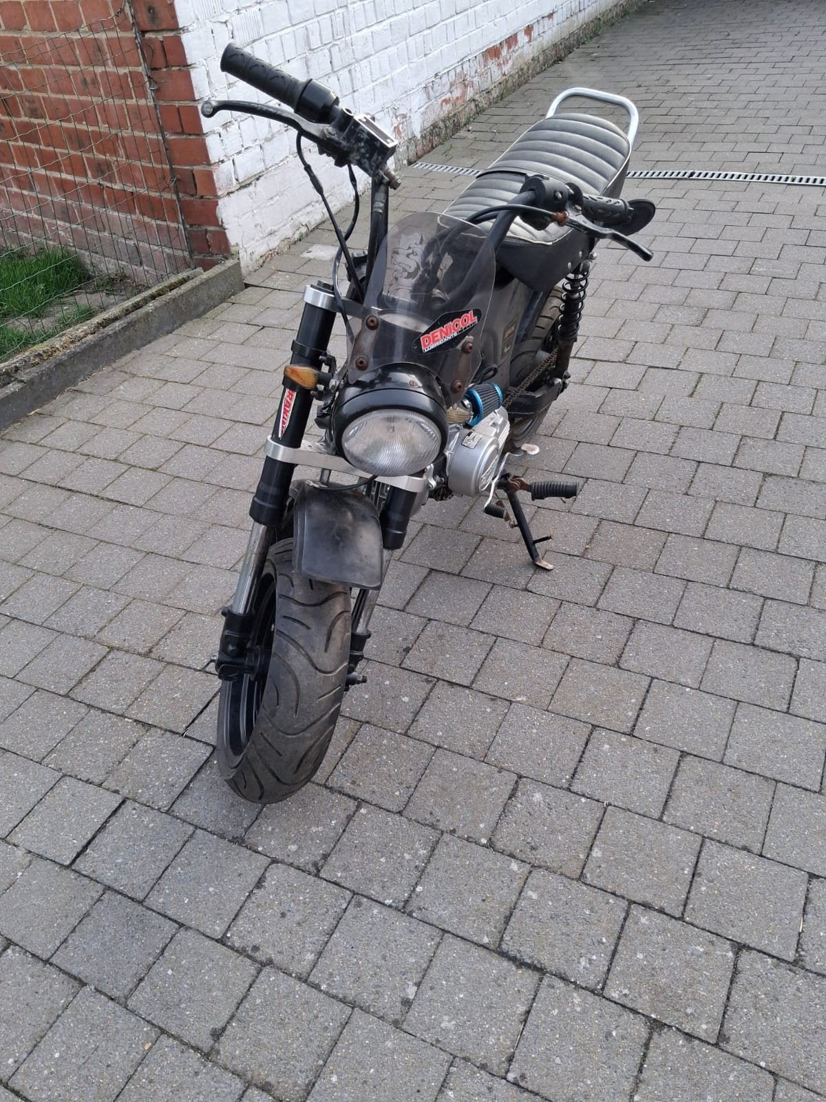 te koop dax project, Enlèvement