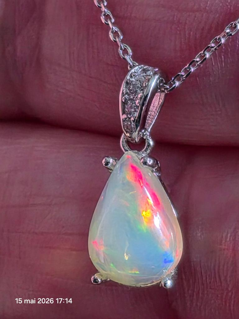 Sterling zilveren hanger met prachtige Ethiopische opaal, Ophalen, Nieuw, Met edelsteen, Zilver