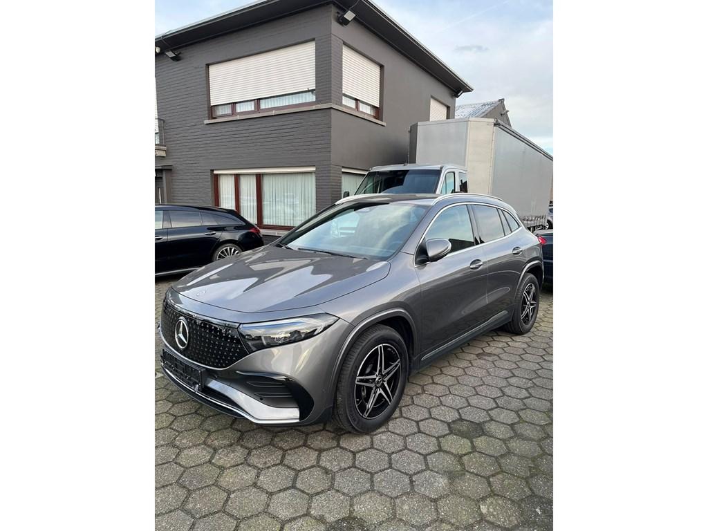 Mercedes-Benz EQA 300 4 MATIC, Auto's, Mercedes-Benz, Automaat, Zwart, Blauw, 5 deurs