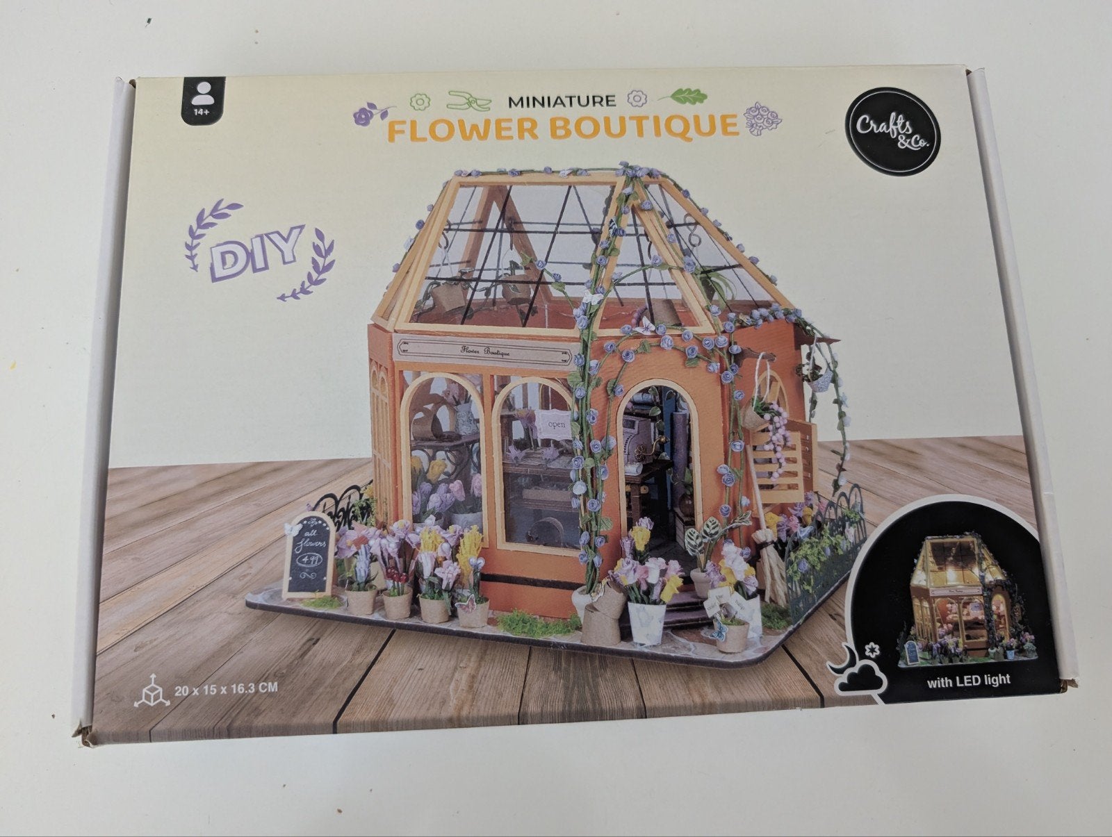 Flower Boutique Crafts & Co, Ophalen