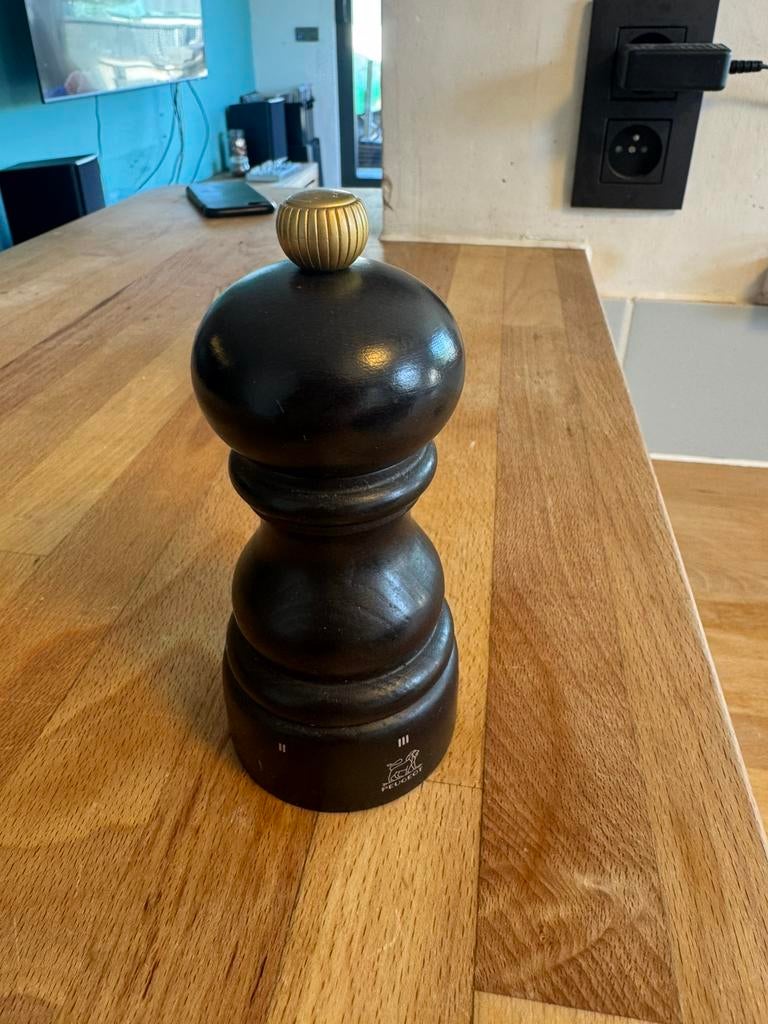 Peugeot zoutmolen, Huis en Inrichting, Ophalen, Zo goed als nieuw