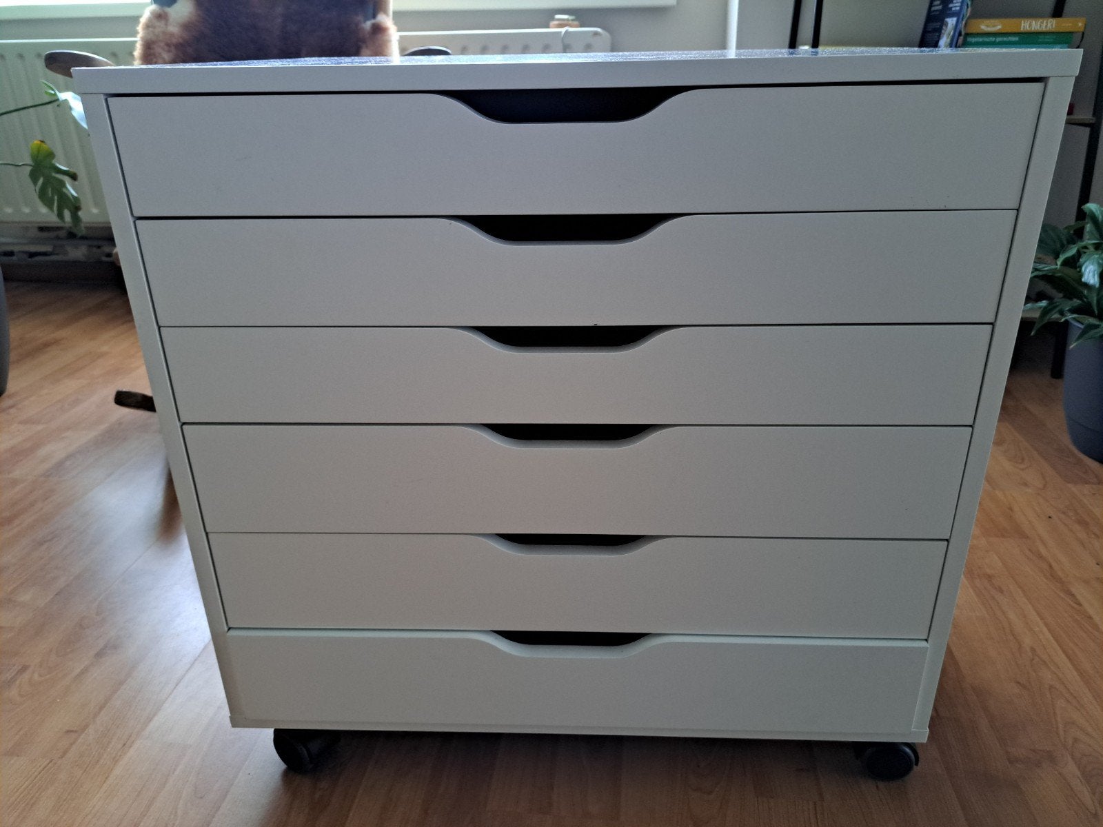 Bureau Ladekast Alex (Ikea), Ophalen