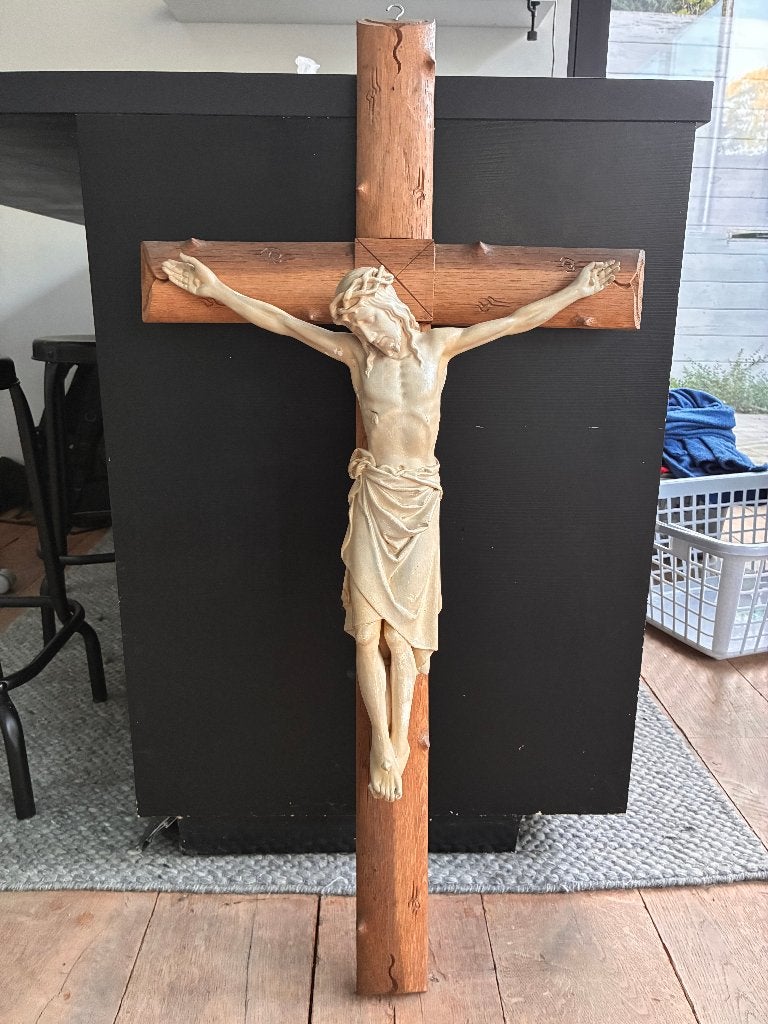 Groot houten kruisbeeld met Jezus Christus – 1 meter hoog, Ophalen