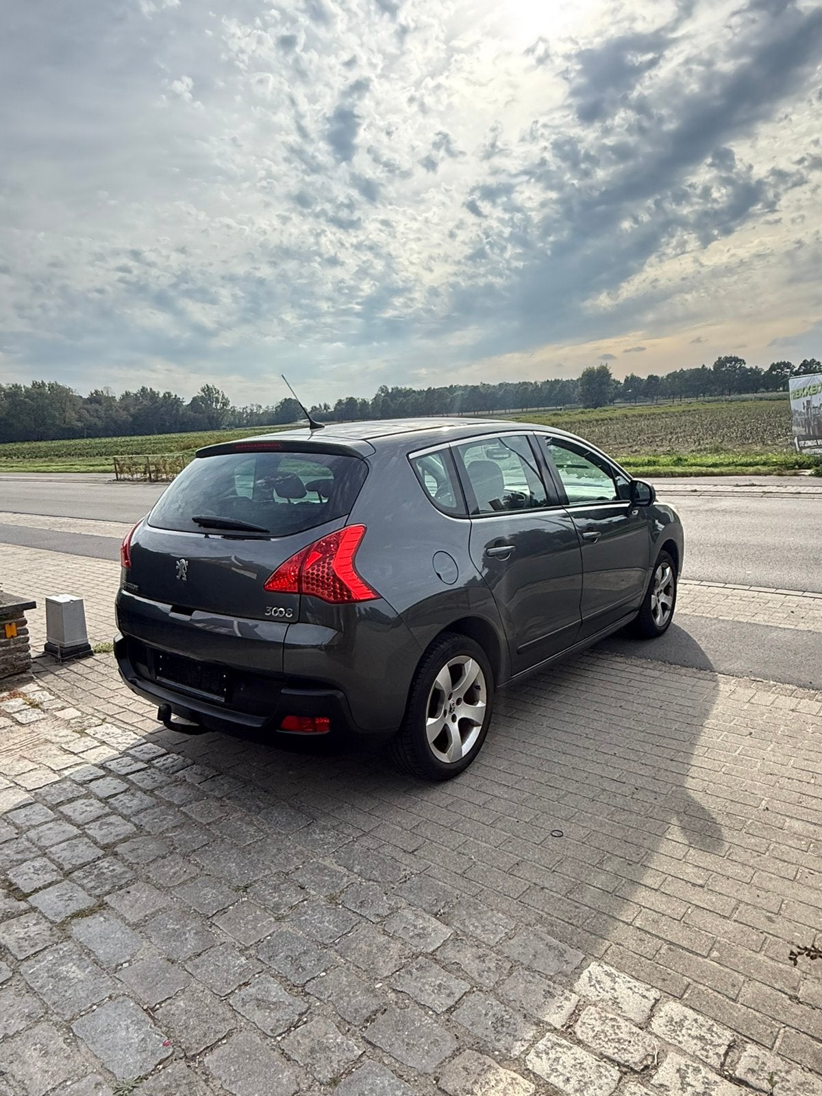 Mooie Peugeot 3008 1.6 benzine, Auto's, Bedrijf, https://public.car-pass.be/vhr/6bbcfa72-eec8-4ec5-ba8d-d80bbd6b59b3, Cruise Control