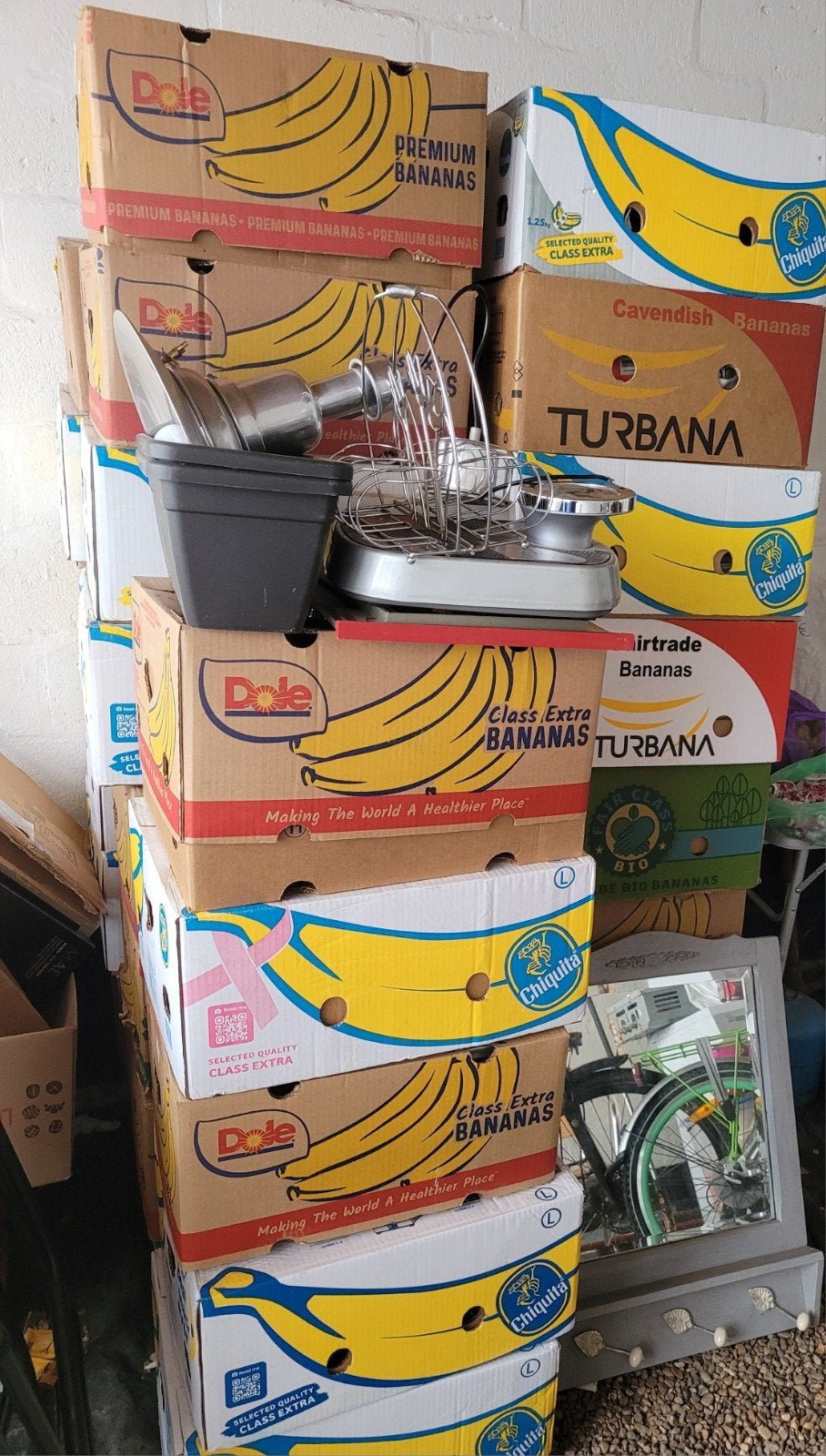 50 gevulde rommelmarkt dozen en losse spulletjes., Diversen, Rommelmarktspullen, Ophalen