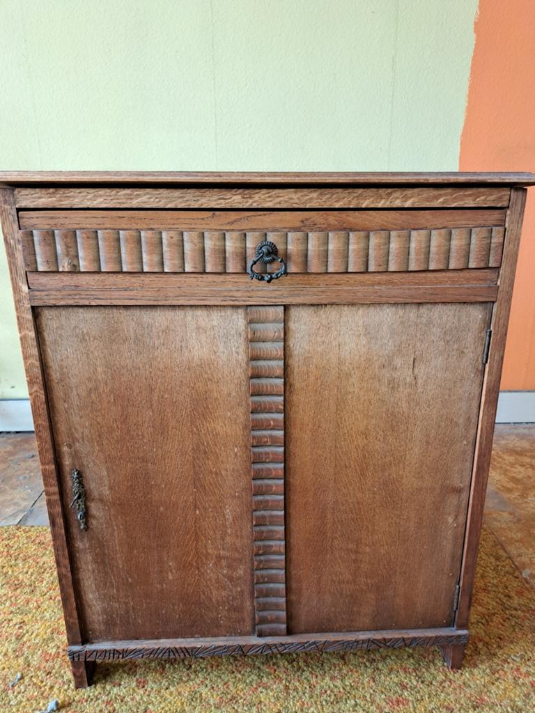 Petit meuble à  restaurer 1 porte avec 1 étagère+1 tiroir, Enlèvement