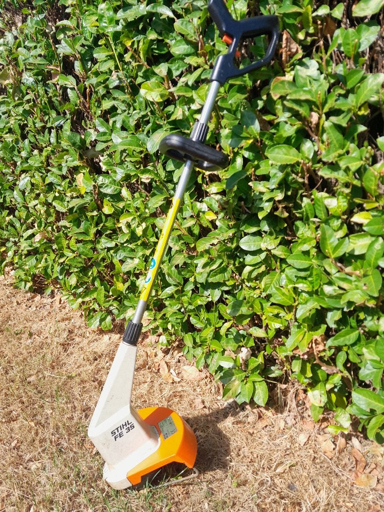 Stihl FE35 - elektrische kantenmaaier, Tuin en Terras, Grastrimmers, Ophalen, Stilh, Gebruikt, 10 tot 30 cm