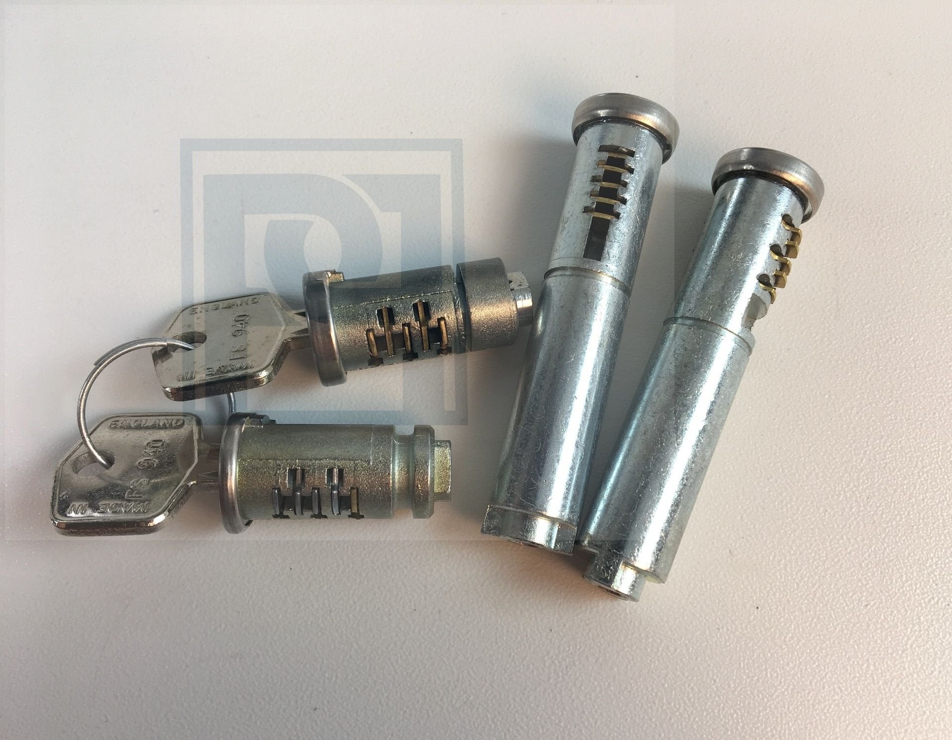 Volvo Slot set portier set 2 st  P1800S+P1800E+P1800ES   ori, Ophalen of Verzenden, Nieuw, Volvo, Deur
