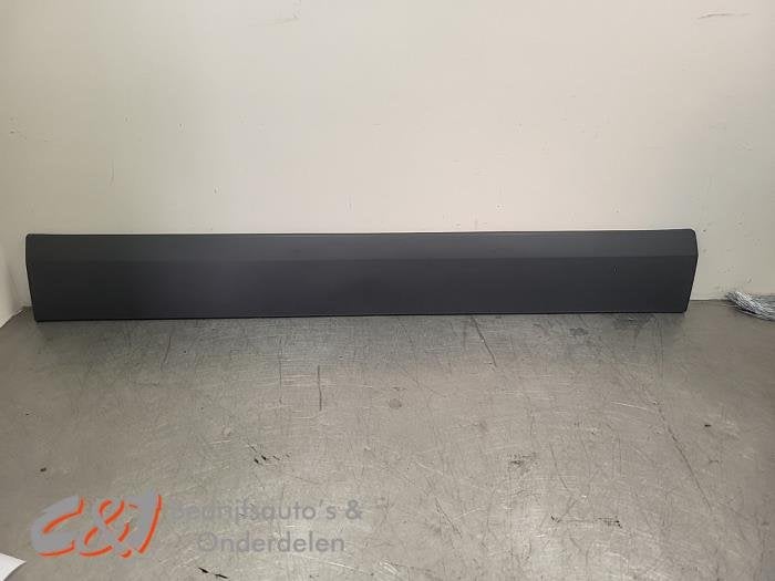 Bande décorative d'un Mercedes Sprinter, 3 mois de garantie, Utilisé, -, -