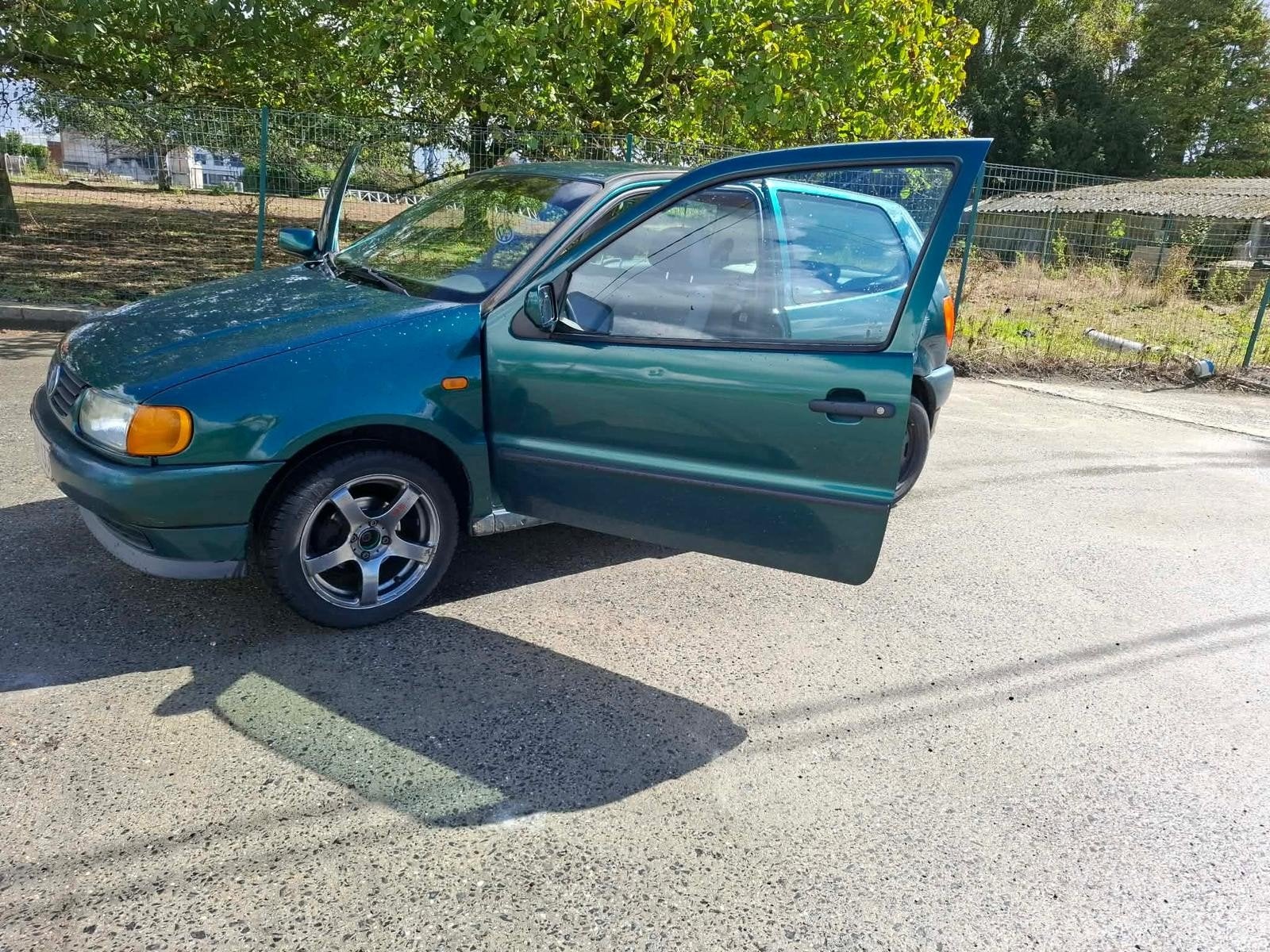 Volkswagen polo 1.4 benzine, Auto's, Bedrijf, Radio, Te koop, Benzine