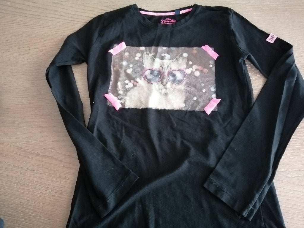 TOM DU longleeve met poesje op " maat 140 - 146, Enlèvement ou Envoi, Chemise ou À manches longues, Comme neuf, Tom du