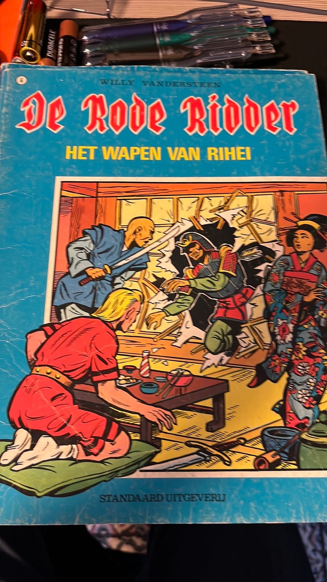 De Rode Ridder - nummer 6 - Het wapen van Rihei, Une BD, Enlèvement, Utilisé