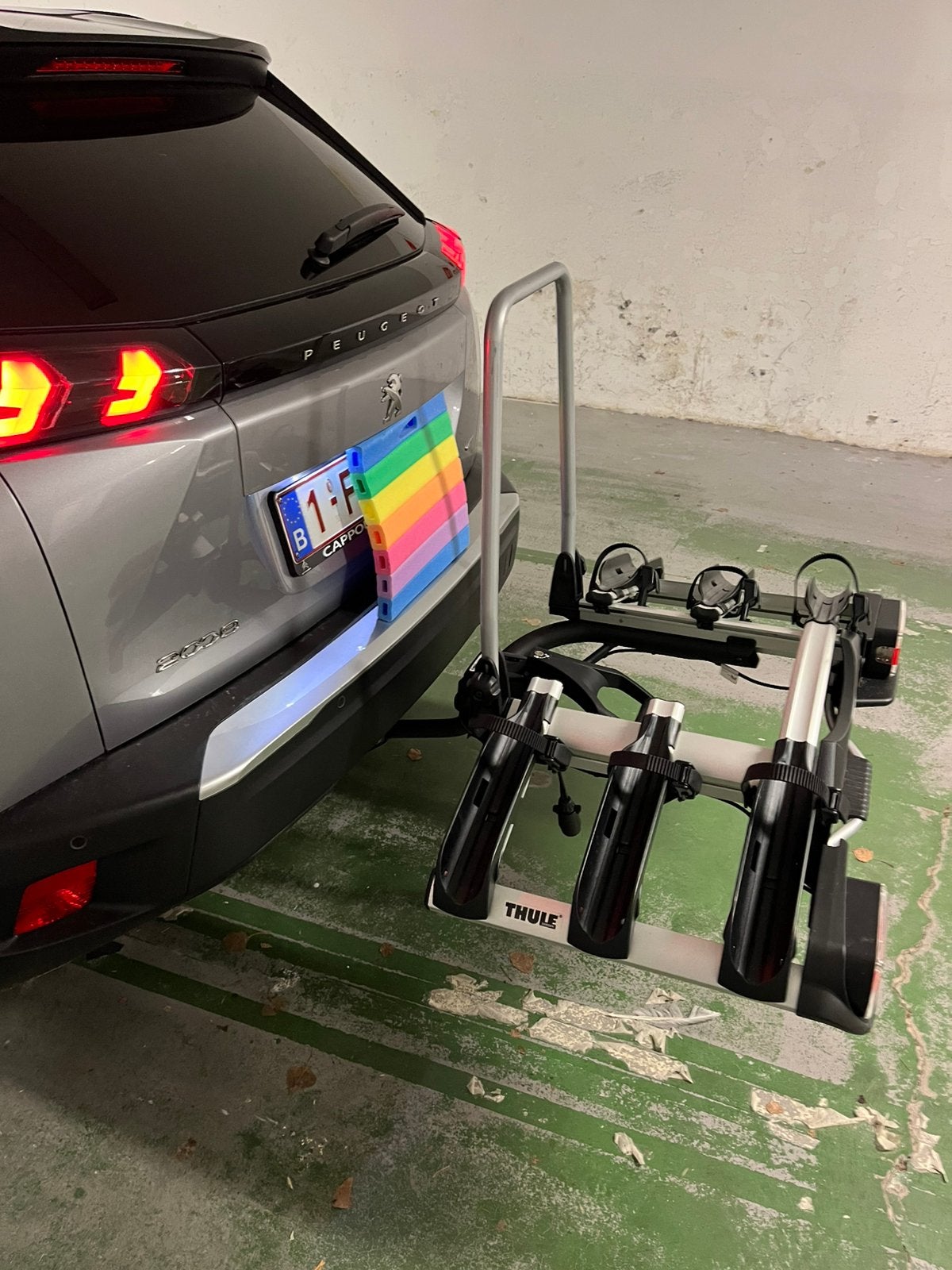 Porte-vélos Thule pour 2 à 3 vélos, Support d'attelage, 3 vélos ou plus, Comme neuf, Enlèvement