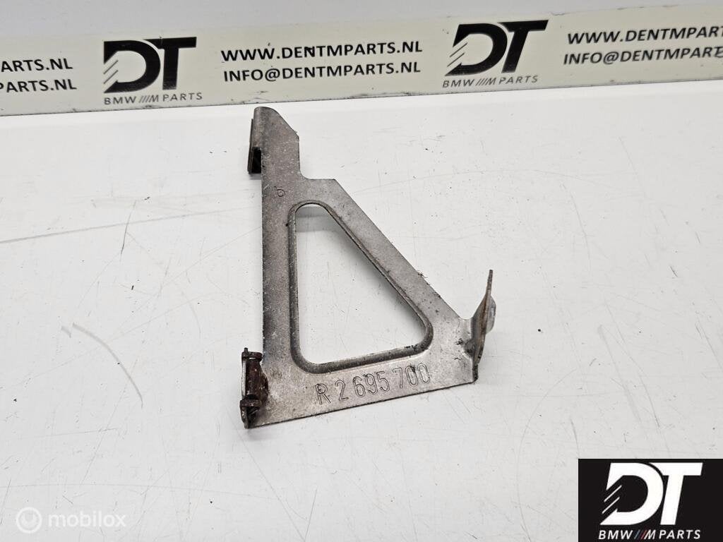 Bodemplaat houder BMW E39 M5 51712695700, Enlèvement ou Envoi, Utilisé, BMW, BMW