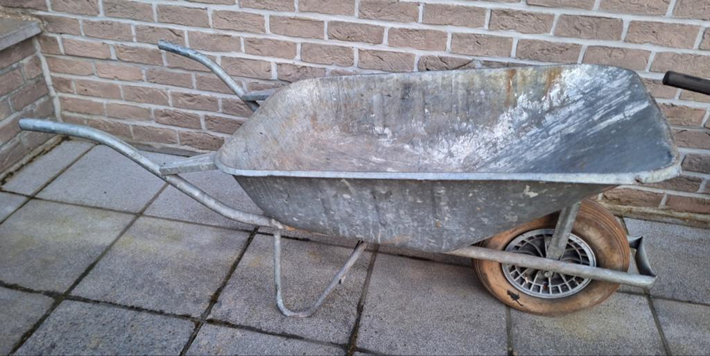 2 x  metalen kruiwagen, Ophalen