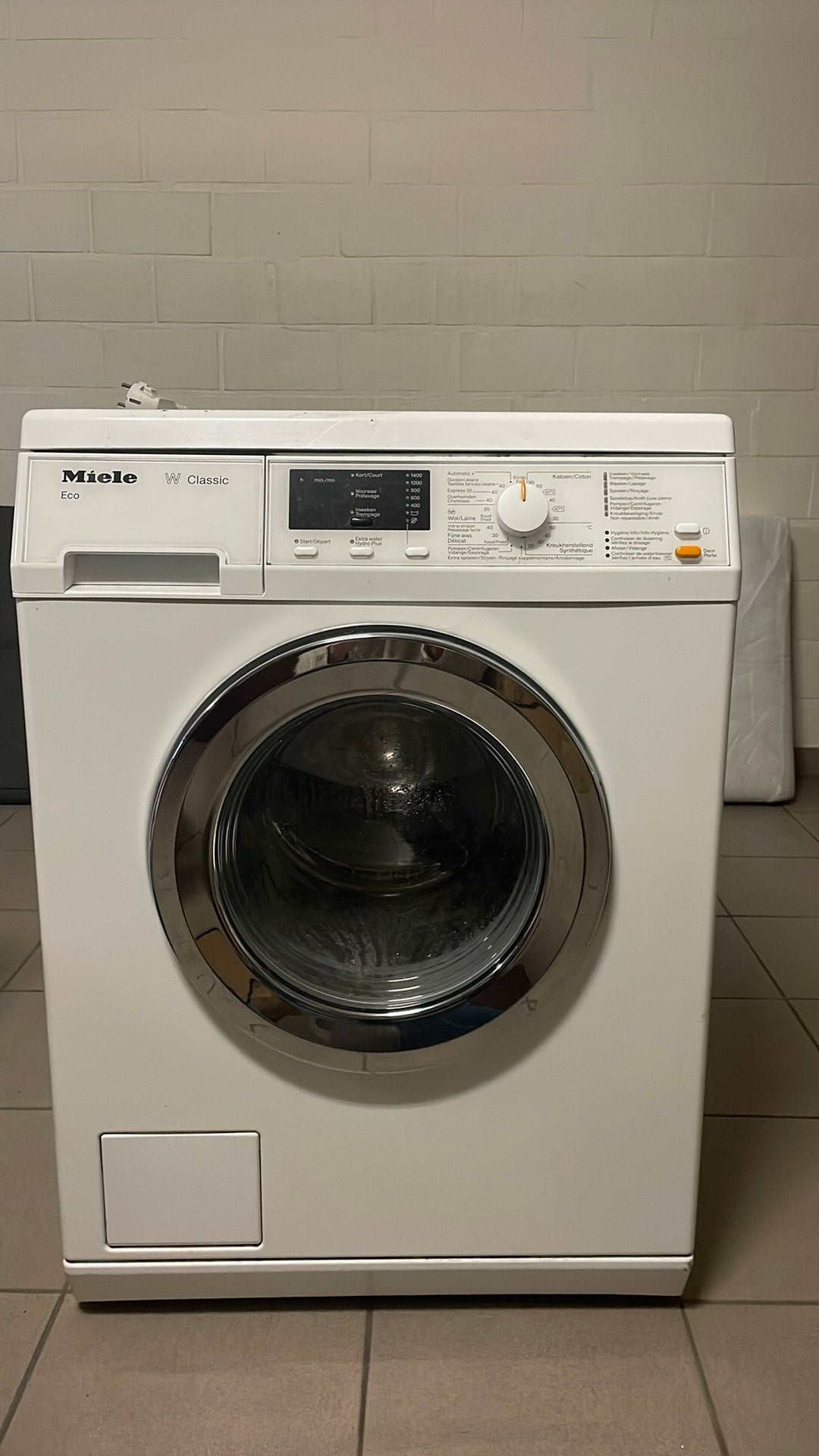 Onderdelen Miele wasmachine WDA111, 8 tot 10 kg, Ophalen, Niet werkend, Voorlader