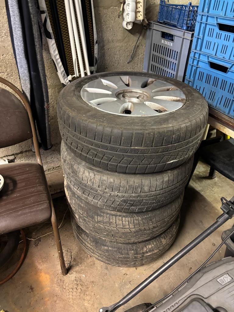 Velgen met banden, Auto-onderdelen, Banden en Velgen, Ophalen, Band(en)