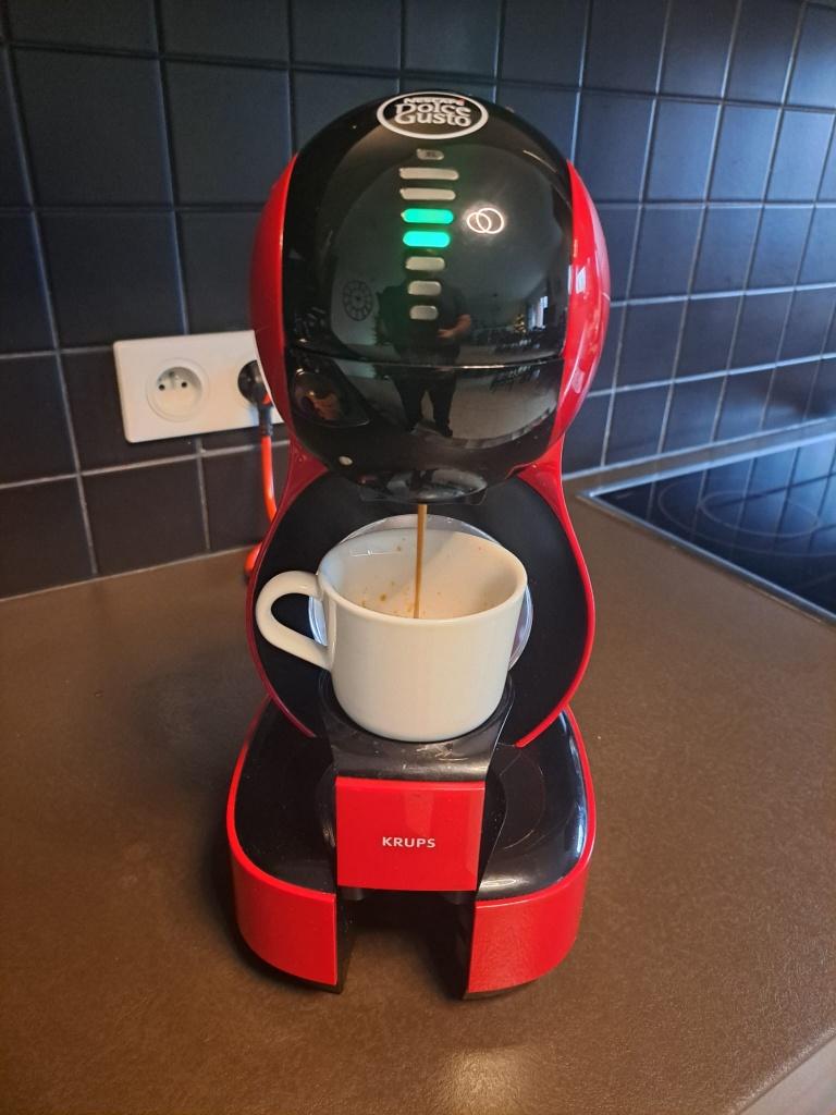 Dolce Gusto Krups type KP130 comme neuve, Enlèvement, Cafetière