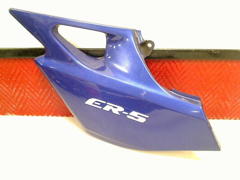 COQUE CÔTÉ GAUCHE Kawasaki ER-5 2001-2005 (ER5 ER500C-D), Motos, Pièces | Kawasaki, Utilisé