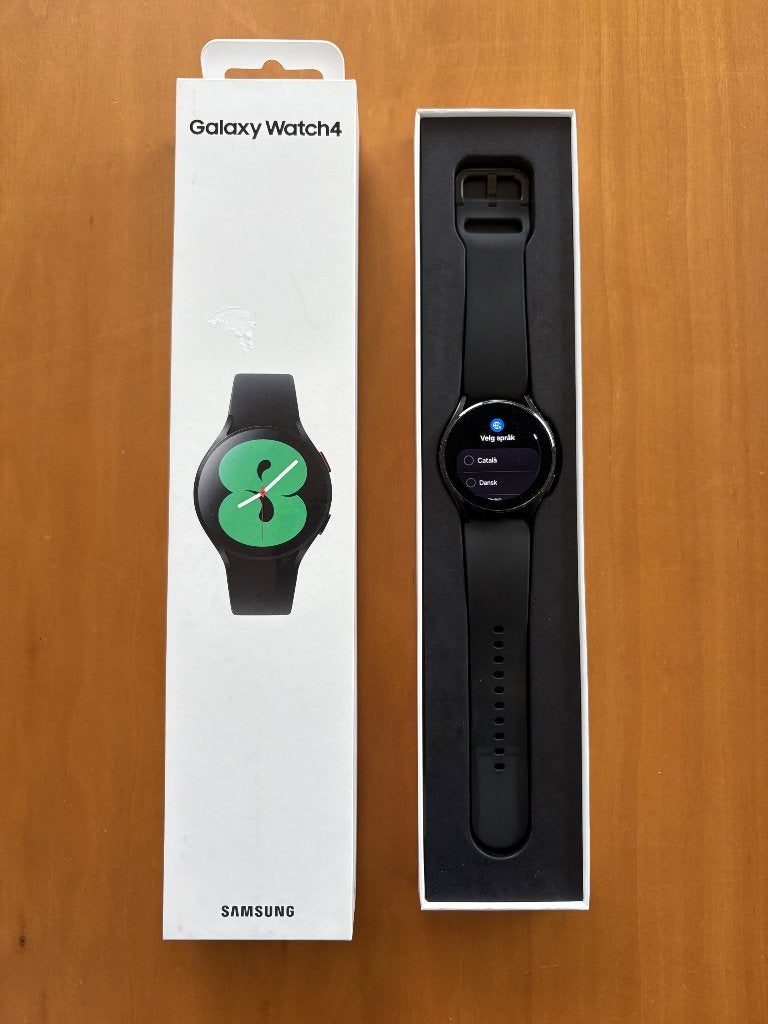 Samsung Galaxy Watch 4, Gebruikt, Zwart, Ophalen of Verzenden, Waterdicht