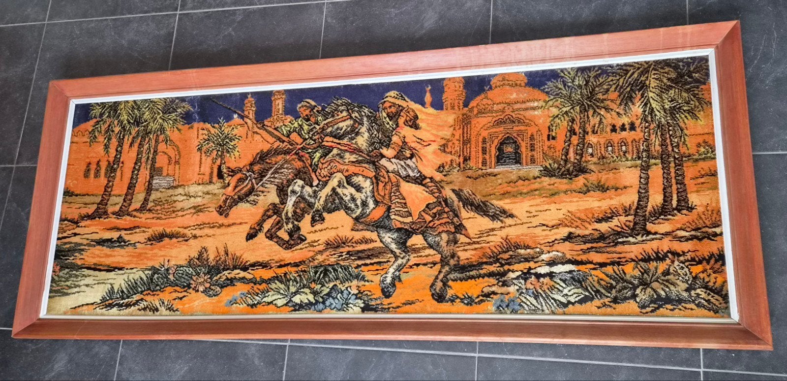 Tapijtschilderij met Oosters ruitertafereel – ingelijst, Enlèvement, Vintage, Encadré, Autres sujets