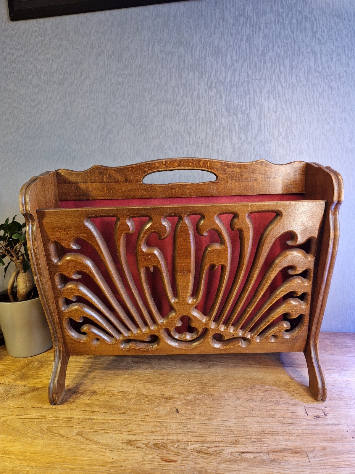 Vintage houten Art Nouveau tijdschriftenrek / lektuurbak, Enlèvement ou Envoi