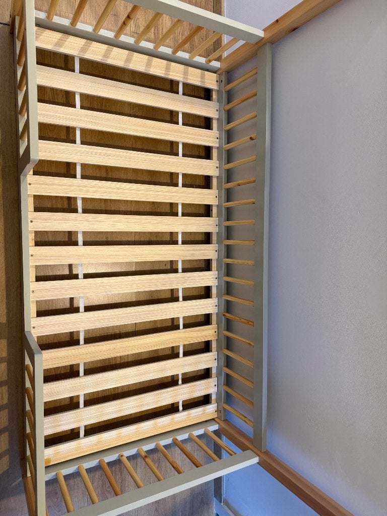Bed te koop, Huis en Inrichting, Ophalen, Zo goed als nieuw, Overige maten, Groen