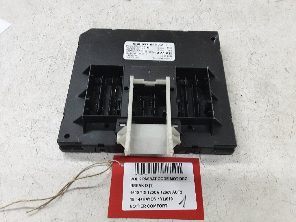 COMPUTER COMFORT Passat Variant (3G5) (5Q0937086AA), Gebruikt, Volkswagen, Mevr. I. Hauben, Rue de l'Espoir 34 34
4030  GRIVEGNÉE, BE
