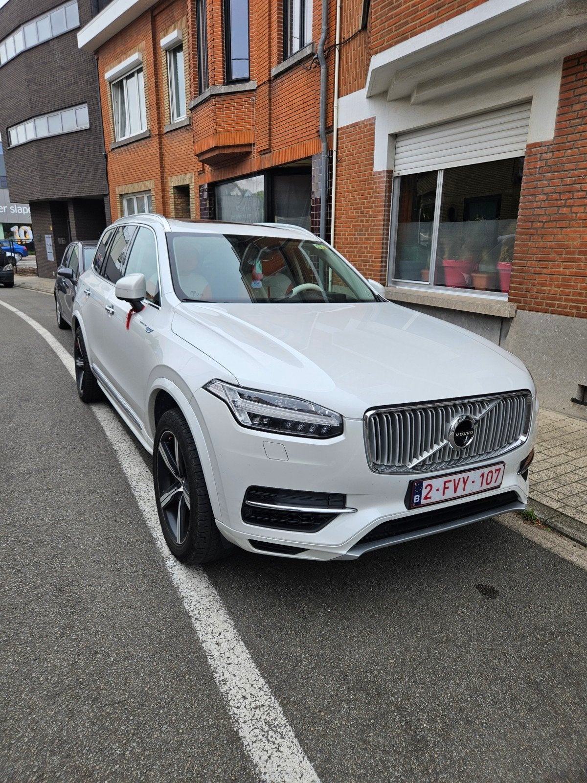 Volvo xc90 2018 t8 plug in hybride, Auto's, Automaat, Leder, Bedrijf, Hybride Elektrisch/Benzine