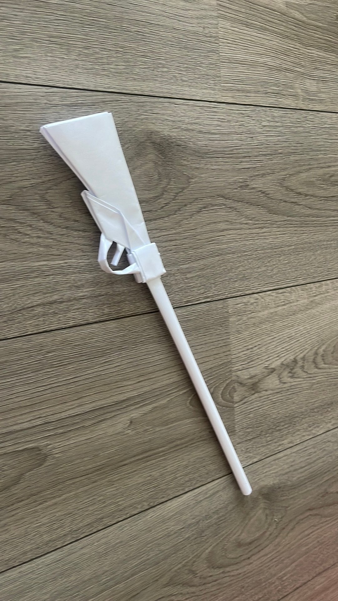 Pistolet à papier, Enlèvement, Comme neuf