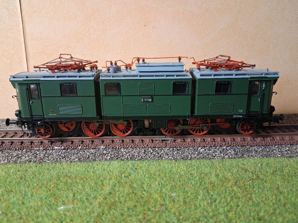 BRAWA E7710 Deutsche Reichsbahn DCC HO, Hobby & Loisirs créatifs, Autres marques, Enlèvement ou Envoi, Comme neuf, Courant continu
