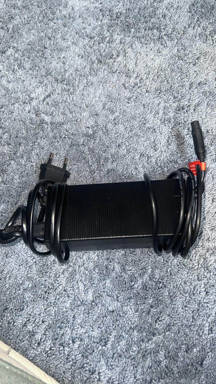 Chargeur multitrottinette electrique, Enlèvement, Neuf, Step électrique (E-scooter)
