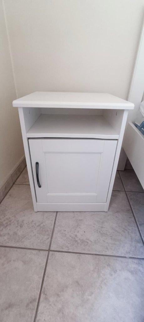 Table de nuit, Moins de 55 cm, Moins de 45 cm, Enlèvement, Utilisé