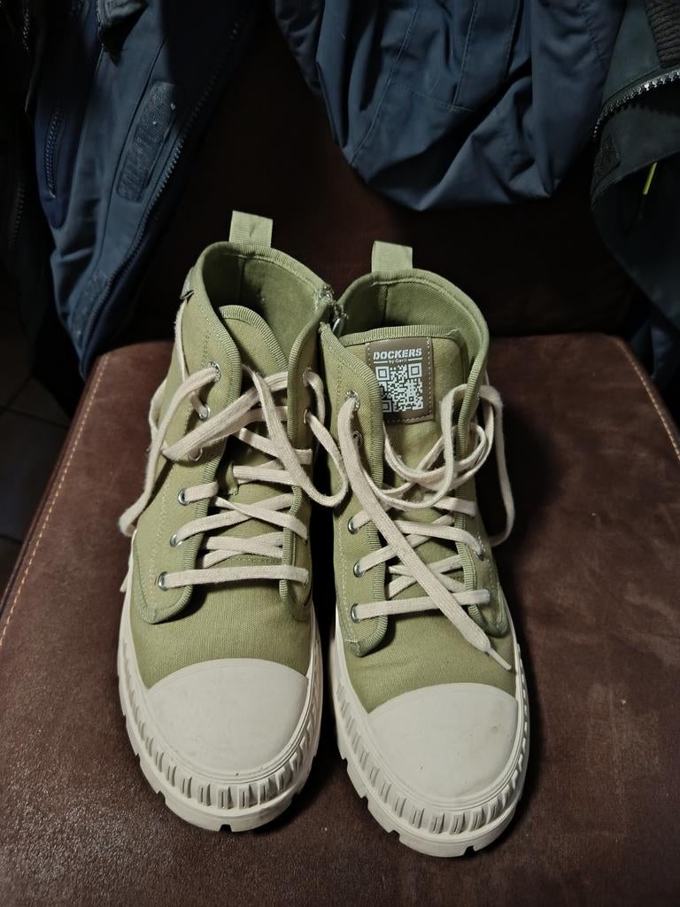 Dockers 42, Enlèvement