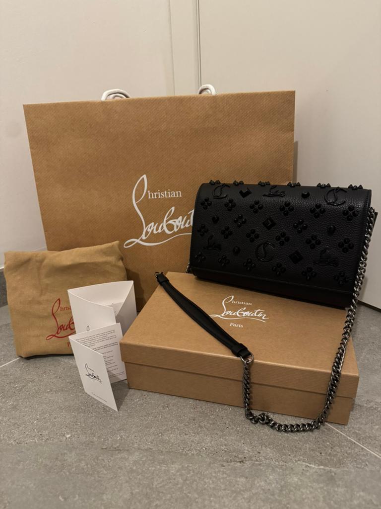 Christian Louboutin tas, Ophalen of Verzenden, Gebruikt, Zwart, Schoudertasje