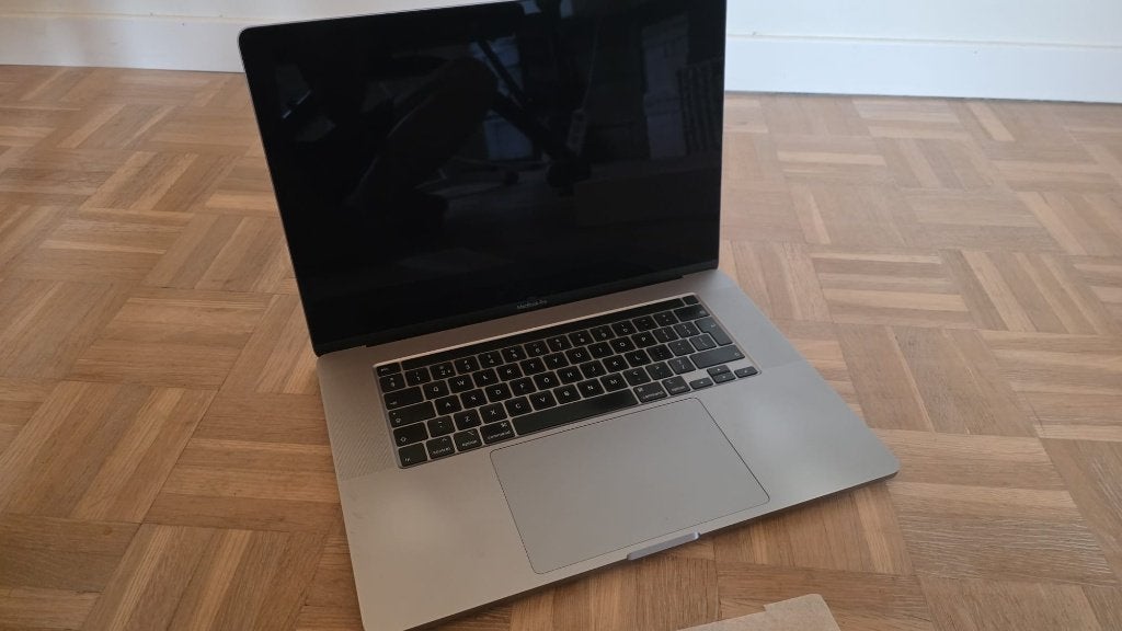 MacBook Pro 16" 2019 i9 | 32 GB / 1 TB | lader + doos, Informatique & Logiciels, MacBook Pro, 32 GB, 16 pouces, Enlèvement