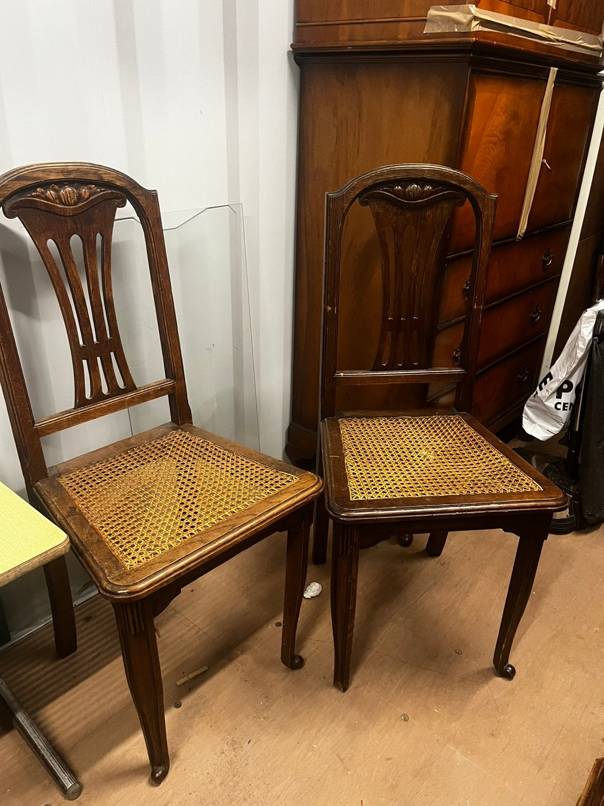Eetkamerstoelen antiek, Ophalen