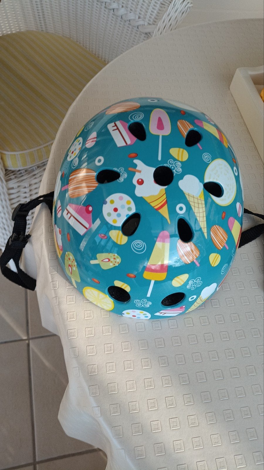 fietshelm kind S, Mini hornet lids, Jongen of Meisje, Zo goed als nieuw, Ophalen