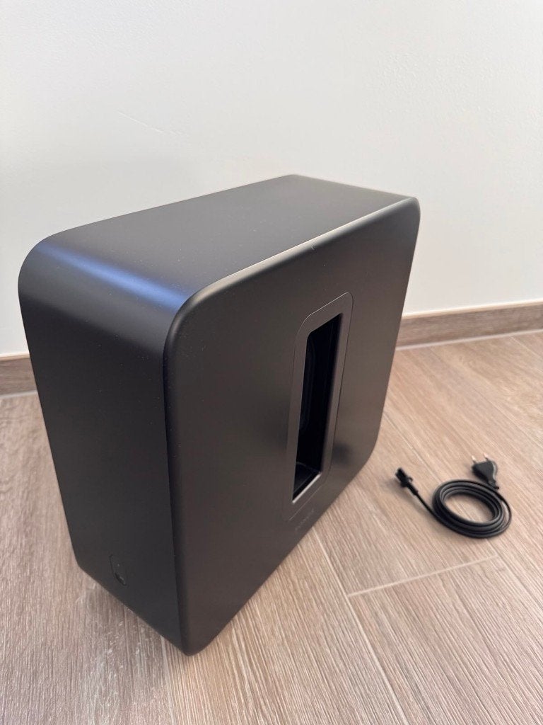 Sonos Sub 4, Audio, Tv en Foto, Luidsprekerboxen, 150 watt of meer, Inclusief kabels, Subwoofer, Nieuw