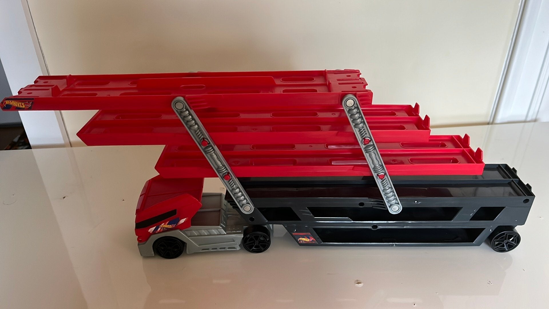 Camion Mega Hauler Hotwheels, Enlèvement ou Envoi, Comme neuf